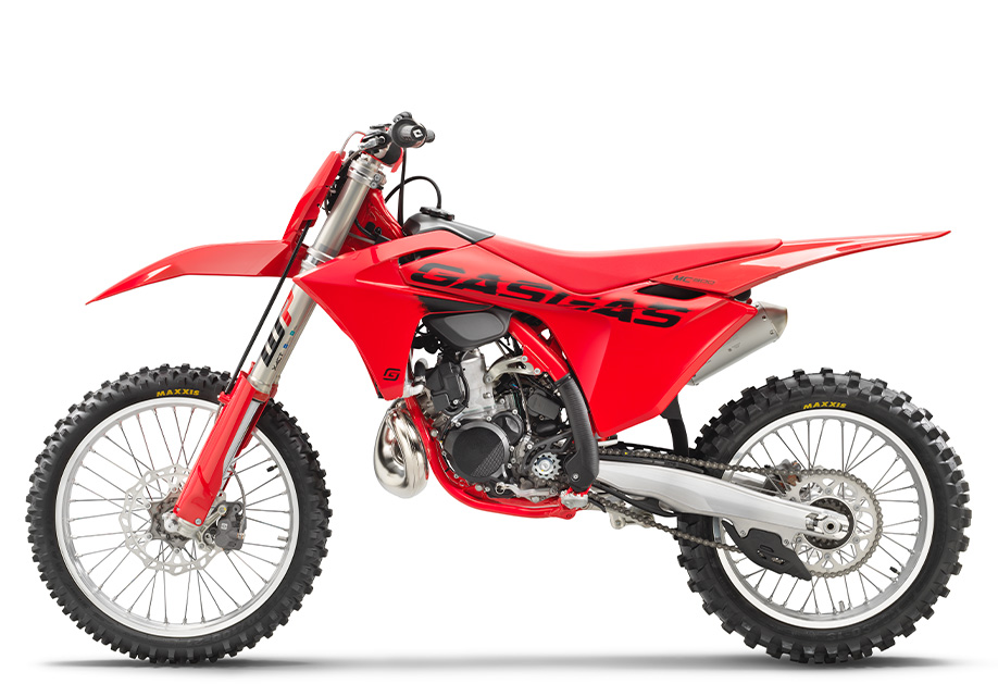 PHO_BIKE_90_LI_GASGAS-2025-MC-300-90-left_#SALL_#AEPI_#V2.jpg