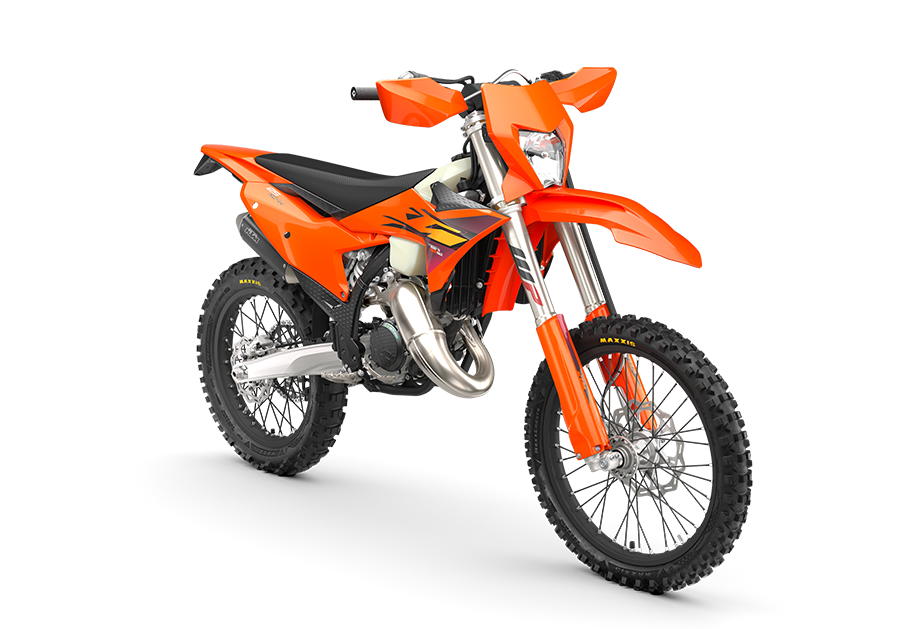 PHO_BIKE_90_REVO_KTM-enduro-125-xc-w-right-front-view-studio-image_#SALL_#AEPI_#V1.png