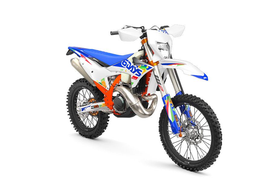 PHO_BIKE_90_REVO_KTM-enduro-300-exc-6days-right-front-studio-image_#SALL_#AEPI_#V1.png