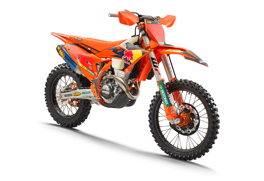 PHO_BIKE_90_REVO_MY25-KTM-350-XC-F-Factory-90-RIGHT-FRONT_#SALL_#AEPI_#V1.jpg