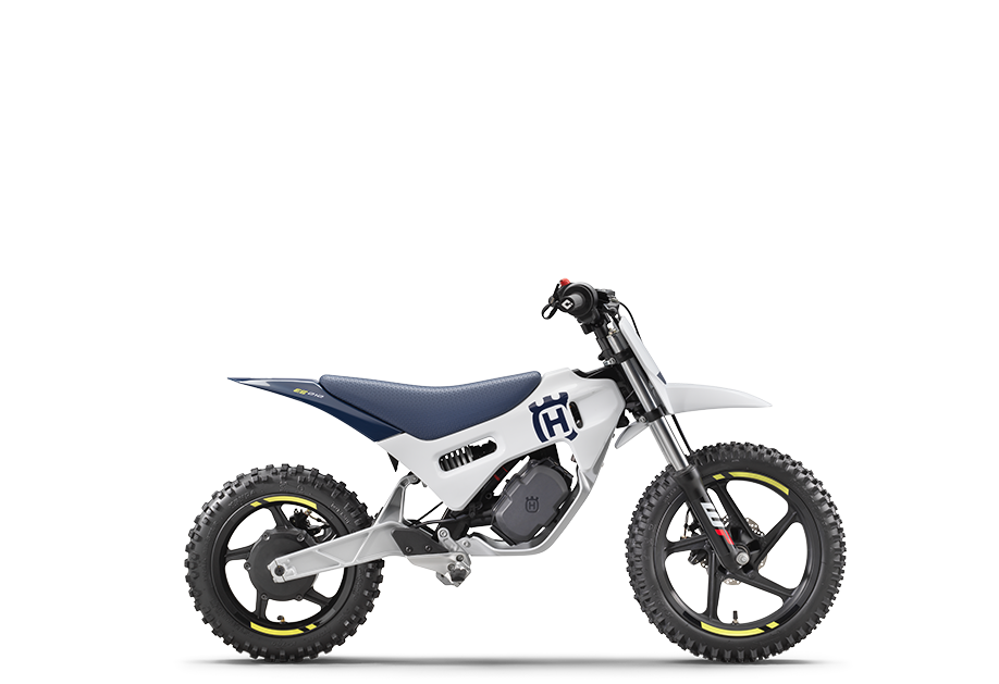 PHO_BIKE_90_RE_HQV-Electric-EE212-MY26-90-right_#SALL_#AEPI_#V1.png
