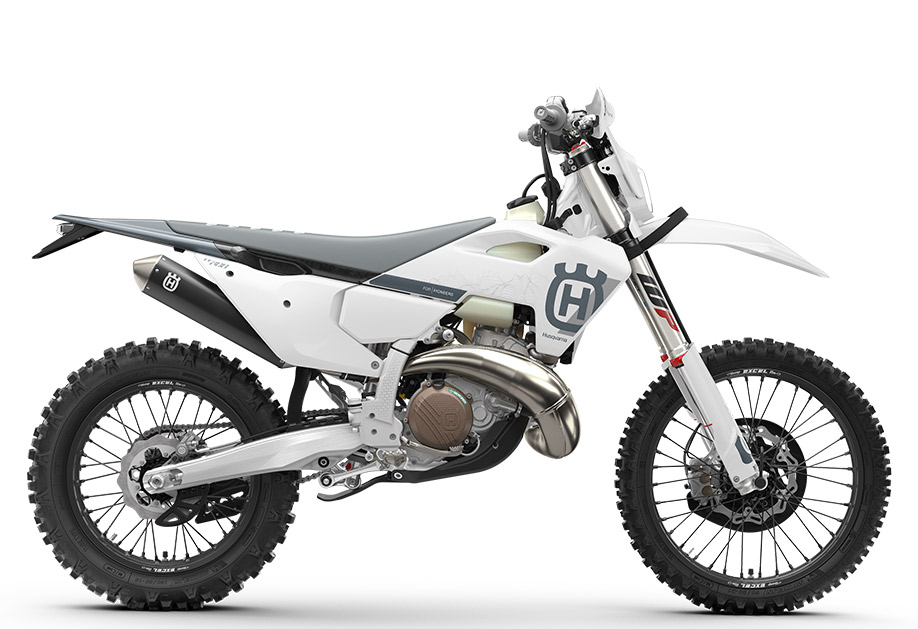 PHO_BIKE_90_RE_husqvarna-motorcycles-TE-300-pro-2025-90-right_#SALL_#AEPI_#V1.jpg