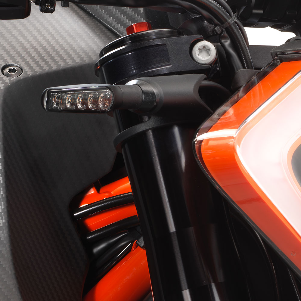 ORANGE PAD PROTECTION RESERVOIR MOTO KTM DUKE 1290 690 990 390 GT 125  CARBONE 
