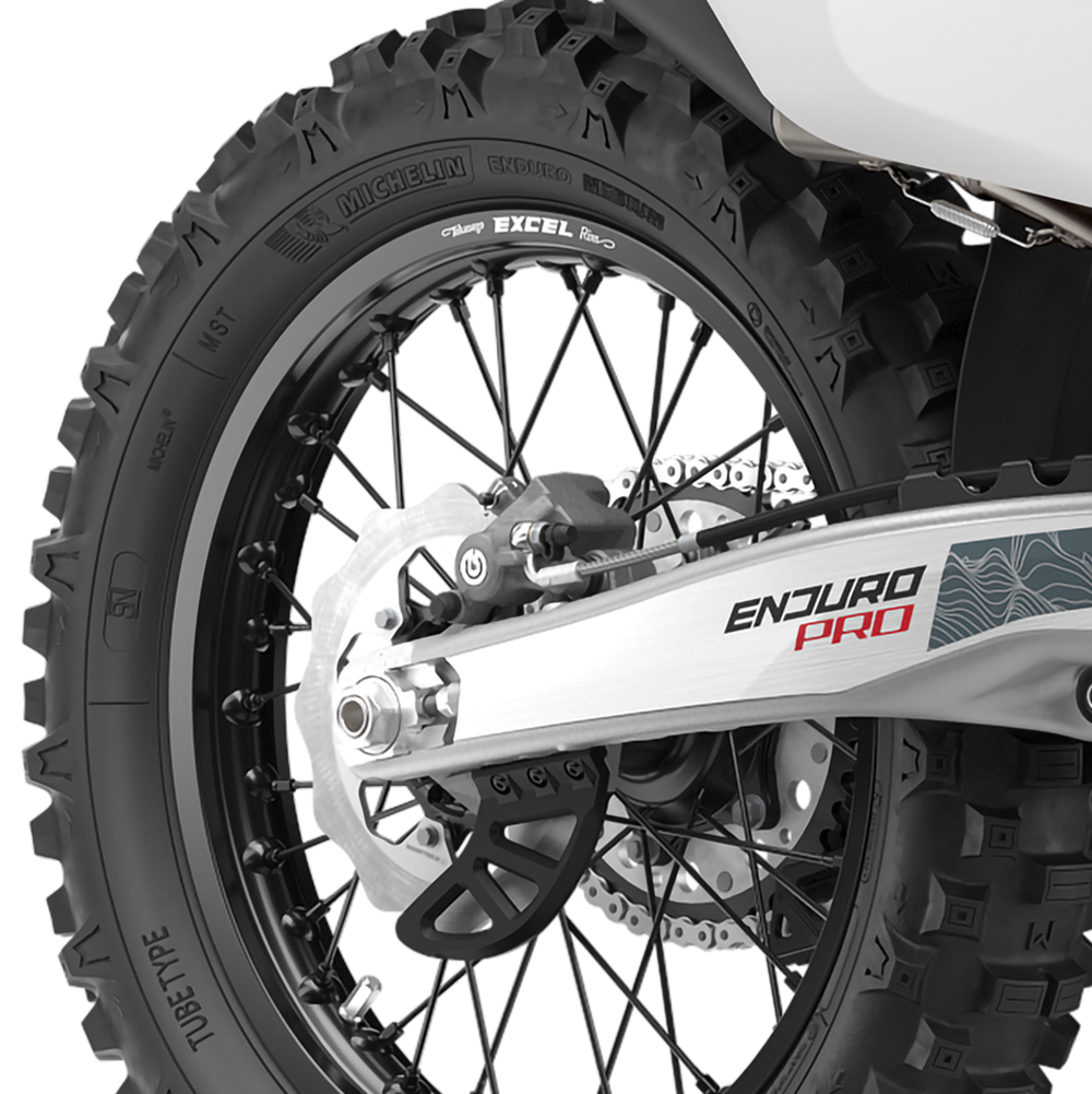 CONFIDENCE UNDER BRAKING.