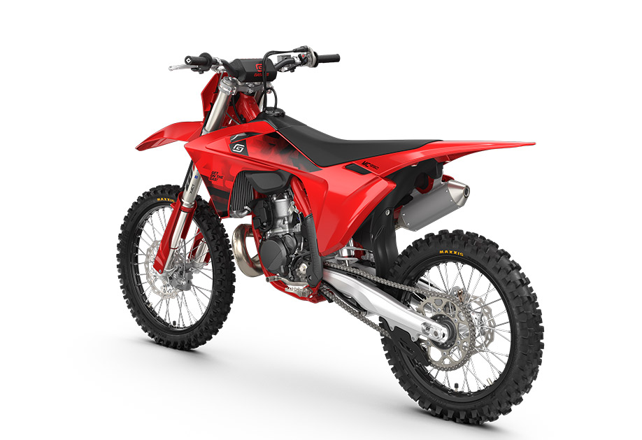 PHO_BIKE_PERS_LIHI_GASGAS-MC250-MY26-rear-left_#SALL_#AEPI_#V1.jpg