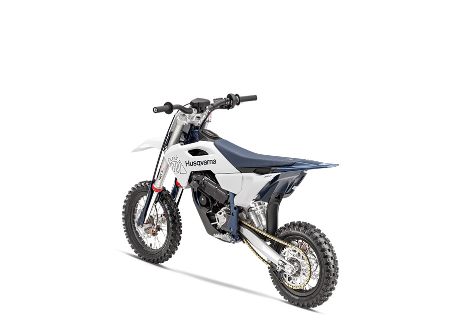 PHO_BIKE_PERS_LIHI_Husqvarna-EE-5-MY25-rear-left_#SALL_#AEPI_#V1.jpg