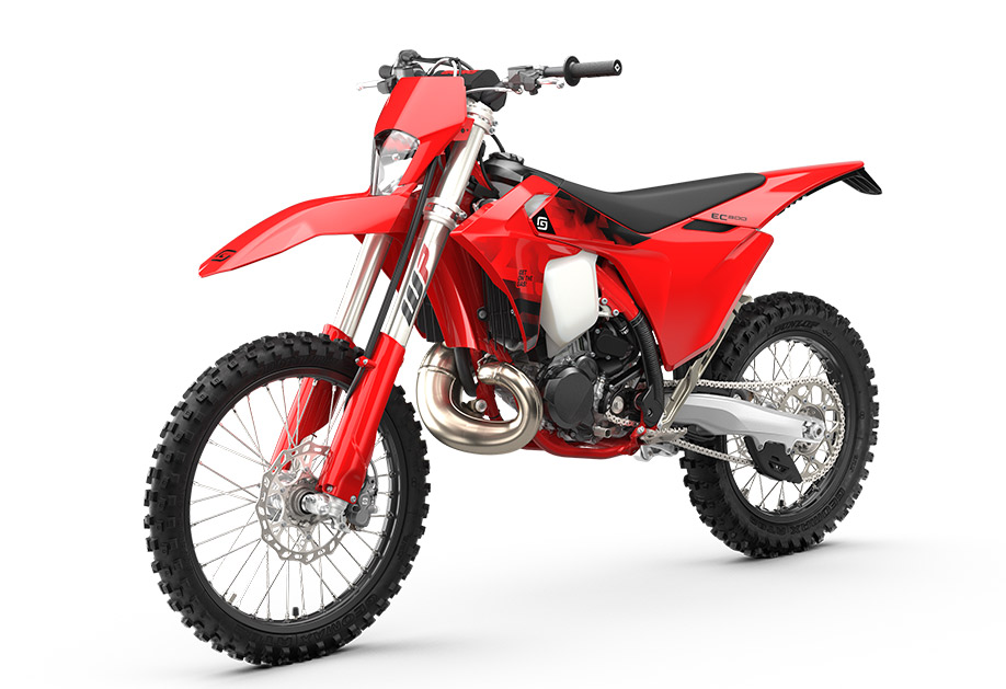 PHO_BIKE_PERS_LIVO_ENDURO-EC-300-MY26-US-front-left_#SALL_#AEPI_#V1.jpg
