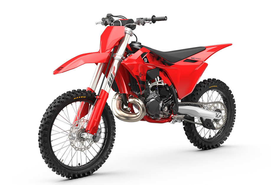 PHO_BIKE_PERS_LIVO_GASGAS-MC250-MY26-front-left_#SALL_#AEPI_#V1.jpg