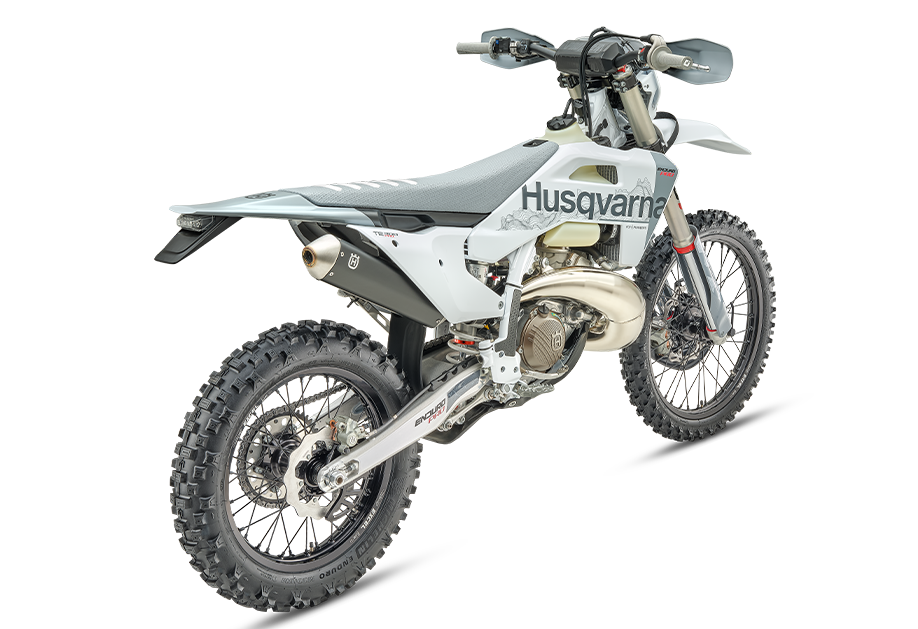 PHO_BIKE_PERS_REHI_Husqvarna-TE-300-PRO-MY27-90-rear-right_#SALL_#AEPI_#V1.png