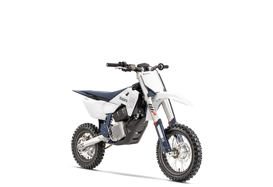 PHO_BIKE_PERS_REVO_Husqvarna-EE5-MY25-front-right_#SALL_#AEPI_#V1.jpg