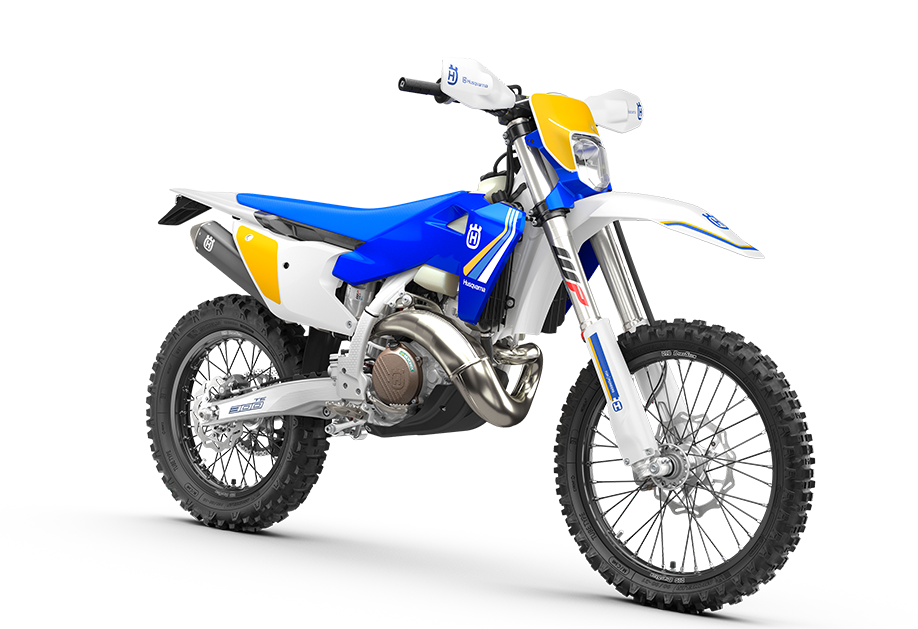 PHO_BIKE_PERS_REVO_TE-300-Heritage-2025-front-right_#SALL_#AEPI_#V2.png